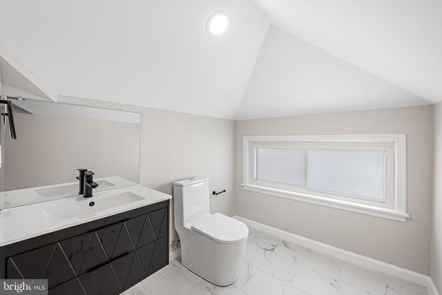 500 PARK AVE W, Towson, MD 21204