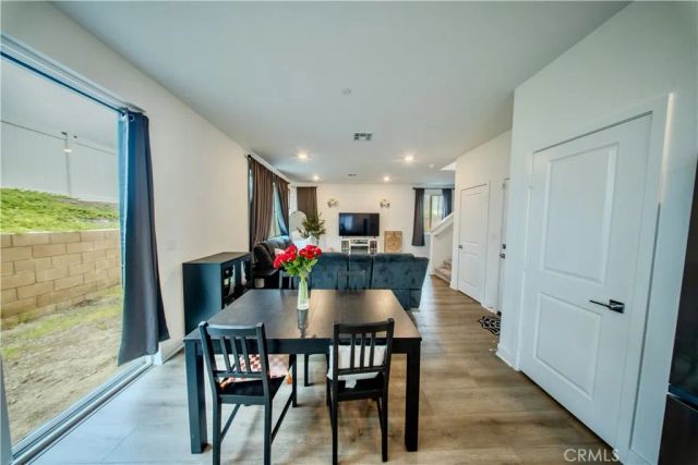 364 Castaic Way, Rialto, CA 92377