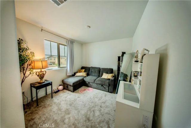 364 Castaic Way, Rialto, CA 92377