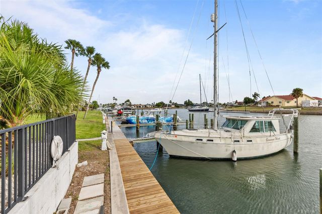 1028 APOLLO BEACH BOULEVARD 21, Apollo Beach, FL 33572