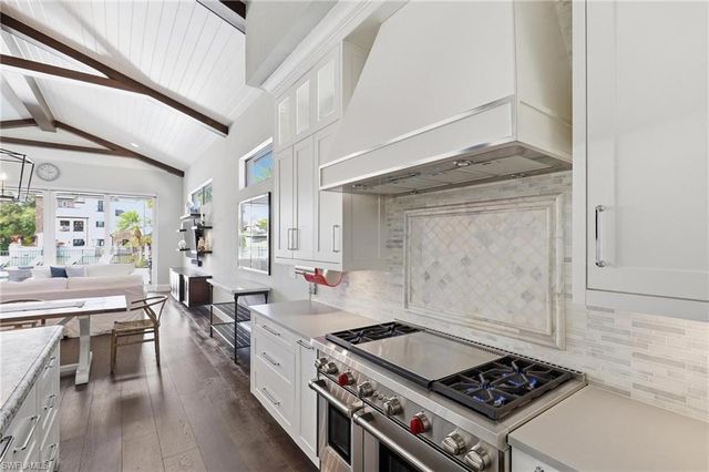 16460 Talis Park DR, Naples, FL 34110