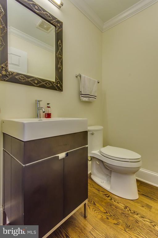 7105 CONNECTICUT AVE, Chevy Chase, MD 20815