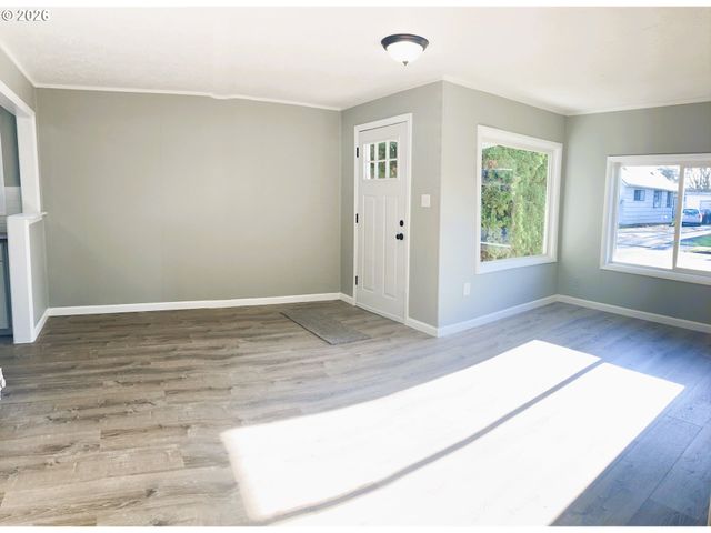 507 CLARK St, Kelso, WA 98626