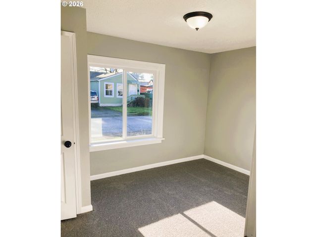 507 CLARK St, Kelso, WA 98626