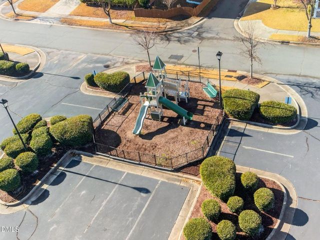 118 Linden Park Lane, Cary, NC 27519