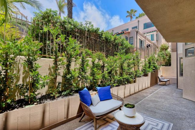 302 Prospect St 6, La Jolla, CA 92037