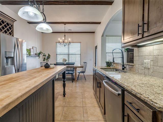 9105 NW 89th Street, Yukon, OK 73099