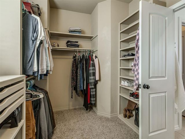 9105 NW 89th Street, Yukon, OK 73099