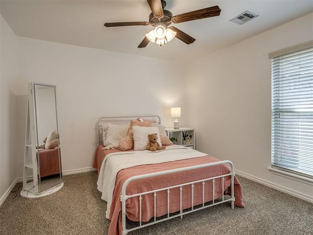 9105 NW 89th Street, Yukon, OK 73099