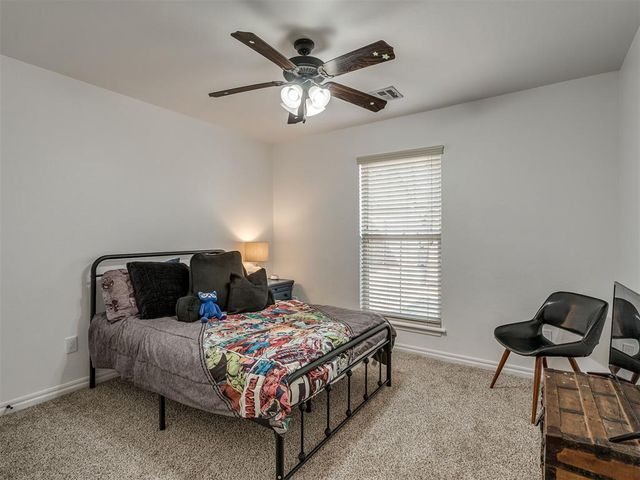 9105 NW 89th Street, Yukon, OK 73099