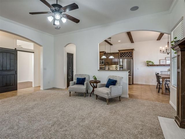 9105 NW 89th Street, Yukon, OK 73099