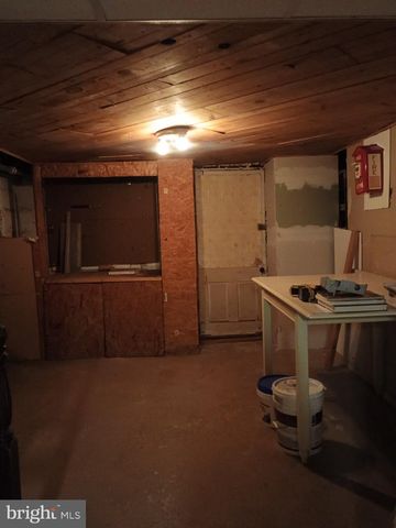 6421 CEDONIA AVE, Baltimore, MD 21206