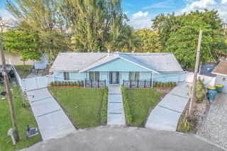 4400 SW 37th Ave, Dania Beach, FL 33312