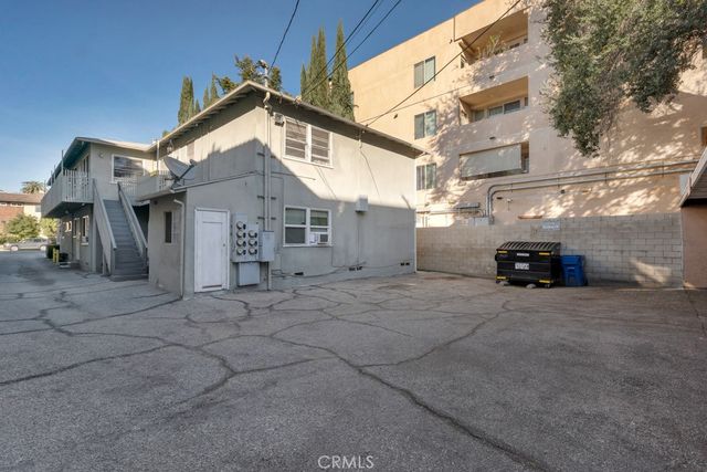 14622 Sylvan, Van Nuys, CA 91411