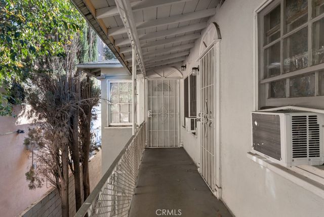 14622 Sylvan, Van Nuys, CA 91411