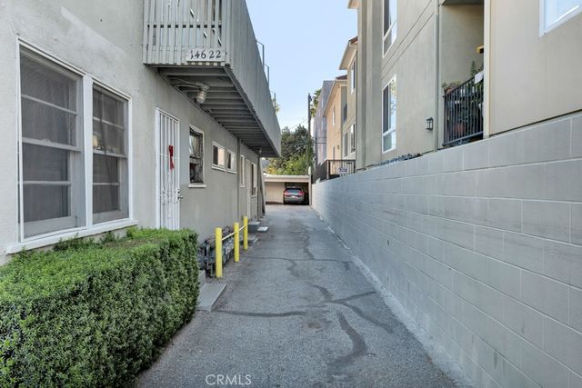 14622 Sylvan, Van Nuys, CA 91411