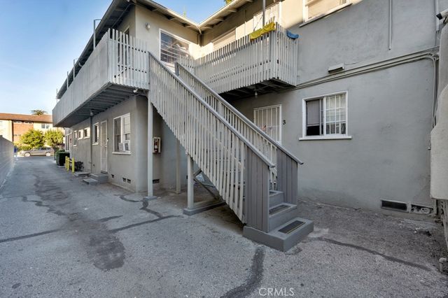 14622 Sylvan, Van Nuys, CA 91411