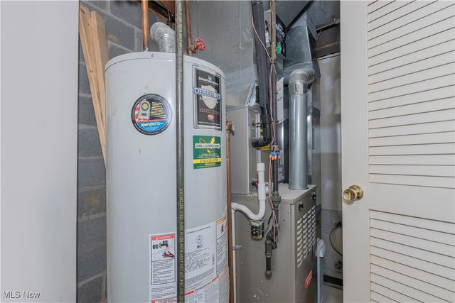 13411 Larchmere Boulevard 303, Shaker Heights, OH 44120