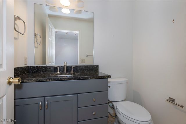 13411 Larchmere Boulevard 303, Shaker Heights, OH 44120