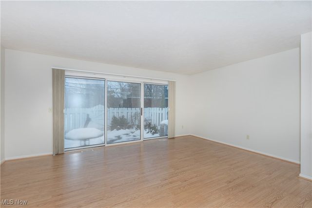 13411 Larchmere Boulevard 303, Shaker Heights, OH 44120