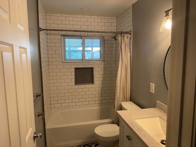25147 Collingwood Street, Roseville, MI 48066