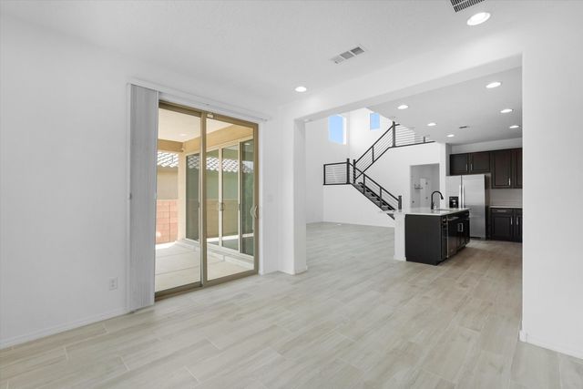 923 Zafiro Road SE, Rio Rancho, NM 87124