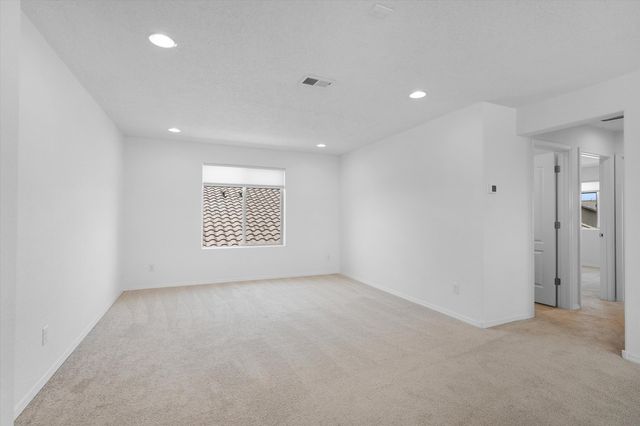923 Zafiro Road SE, Rio Rancho, NM 87124