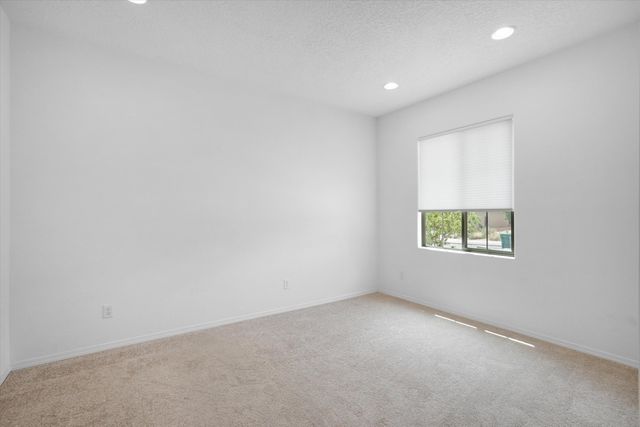 923 Zafiro Road SE, Rio Rancho, NM 87124