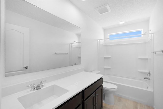 923 Zafiro Road SE, Rio Rancho, NM 87124