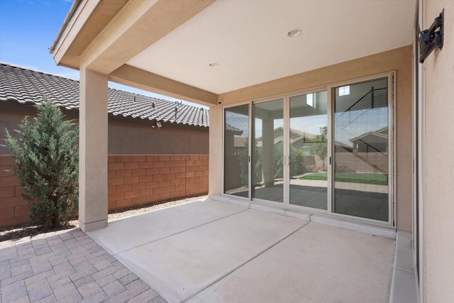 923 Zafiro Road SE, Rio Rancho, NM 87124