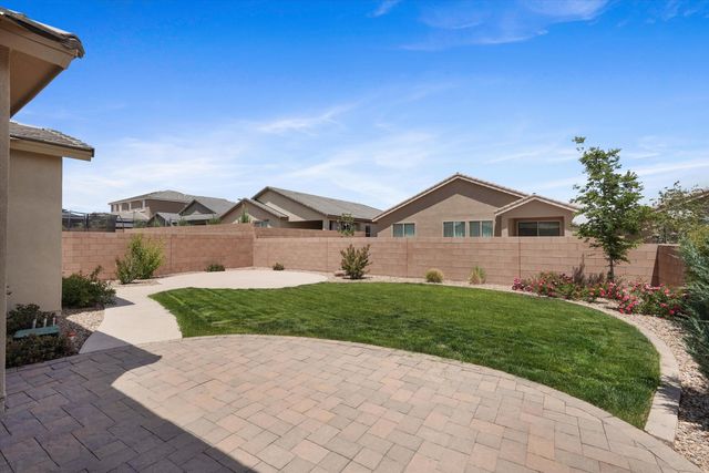 923 Zafiro Road SE, Rio Rancho, NM 87124