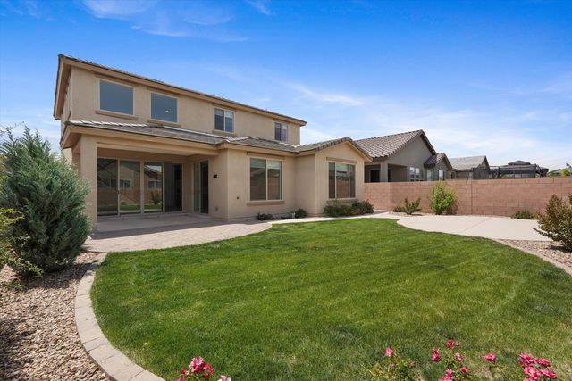 923 Zafiro Road SE, Rio Rancho, NM 87124
