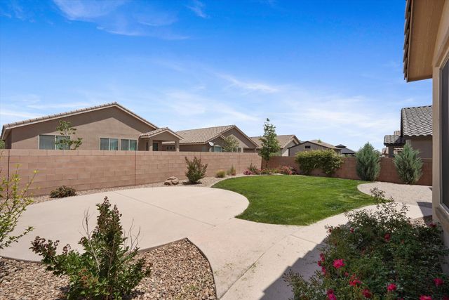 923 Zafiro Road SE, Rio Rancho, NM 87124