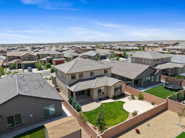 923 Zafiro Road SE, Rio Rancho, NM 87124