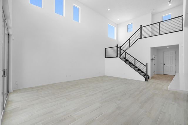 923 Zafiro Road SE, Rio Rancho, NM 87124