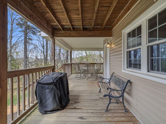 10071 Fortune Ridge RD, Bent Mountain, VA 24059