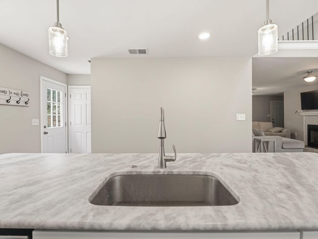 10071 Fortune Ridge RD, Bent Mountain, VA 24059