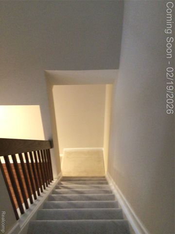 31208 Country Way, Farmington Hills, MI 48331