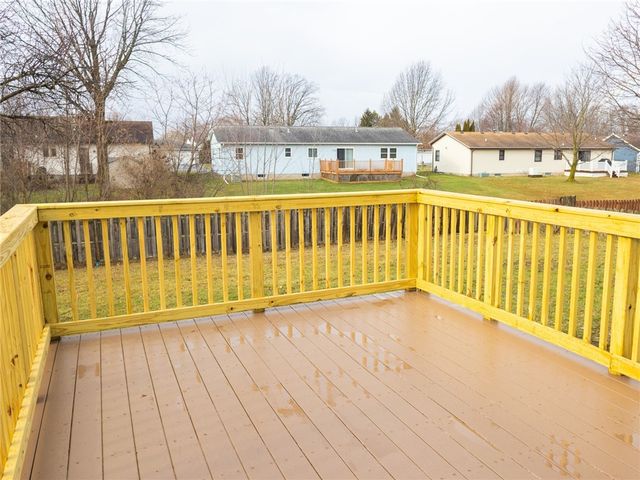 65 Hazel Bark, Gates, NY 14606