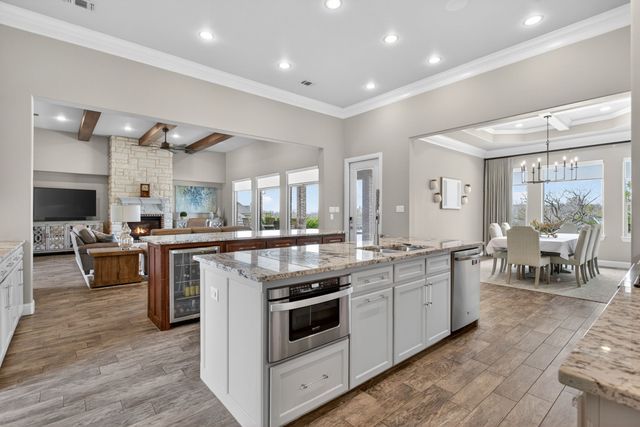 125 Signature Court, Weatherford, TX 76087