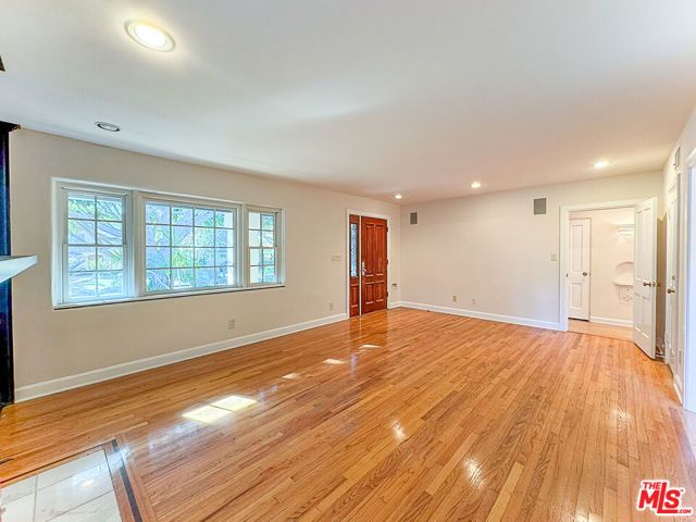 2445 22nd Street, Santa Monica, CA 90405