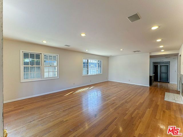 2445 22nd Street, Santa Monica, CA 90405