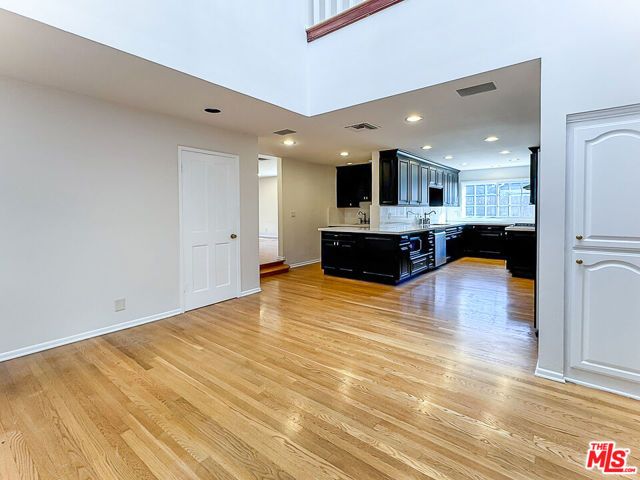 2445 22nd Street, Santa Monica, CA 90405