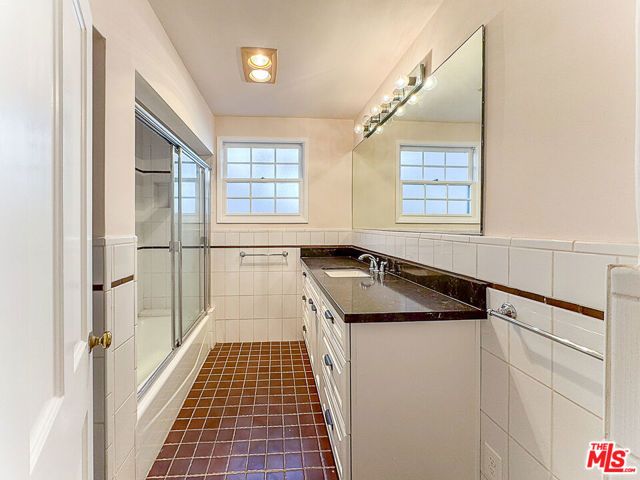 2445 22nd Street, Santa Monica, CA 90405