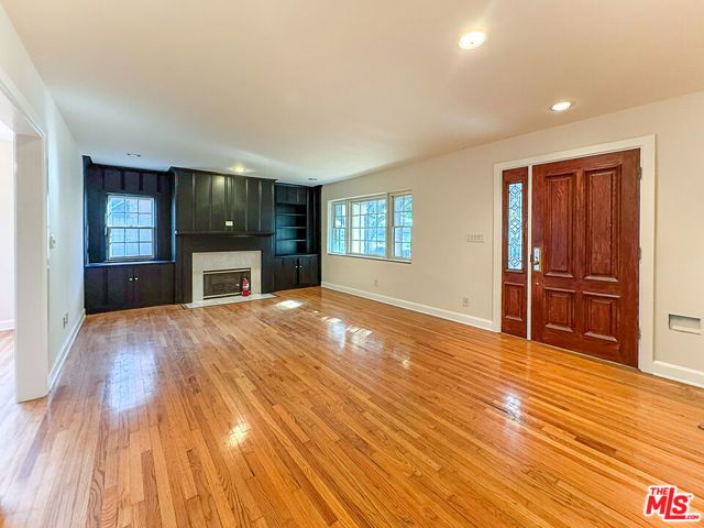 2445 22nd Street, Santa Monica, CA 90405