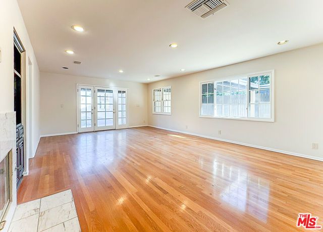 2445 22nd Street, Santa Monica, CA 90405