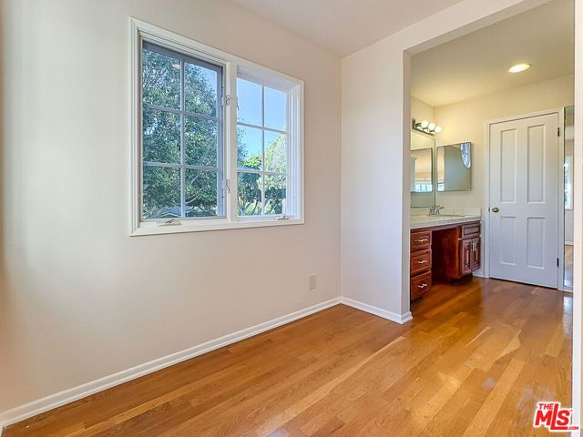 2445 22nd Street, Santa Monica, CA 90405