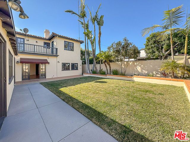 2445 22nd Street, Santa Monica, CA 90405