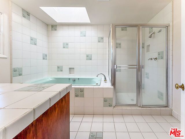 2445 22nd Street, Santa Monica, CA 90405