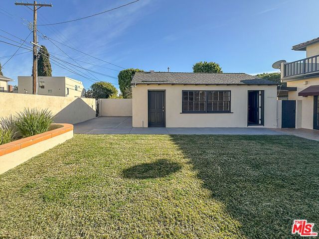 2445 22nd Street, Santa Monica, CA 90405